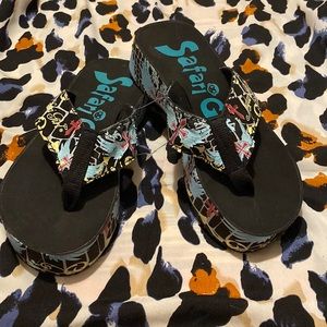 New Safari Girl flip flops size 8